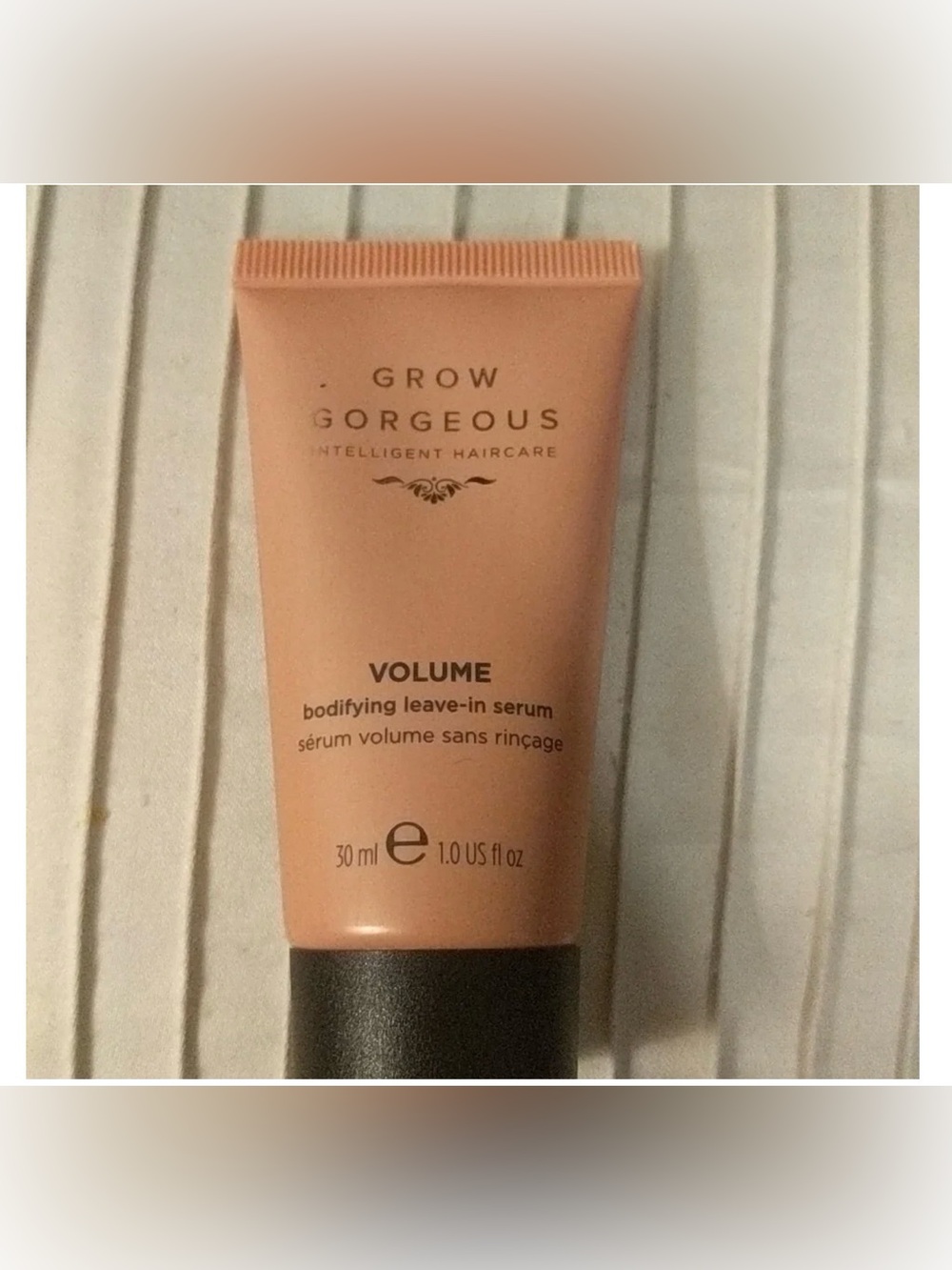 Grow Gorgeous Volume Bodifying Hair Leave-In Serum  30 ml